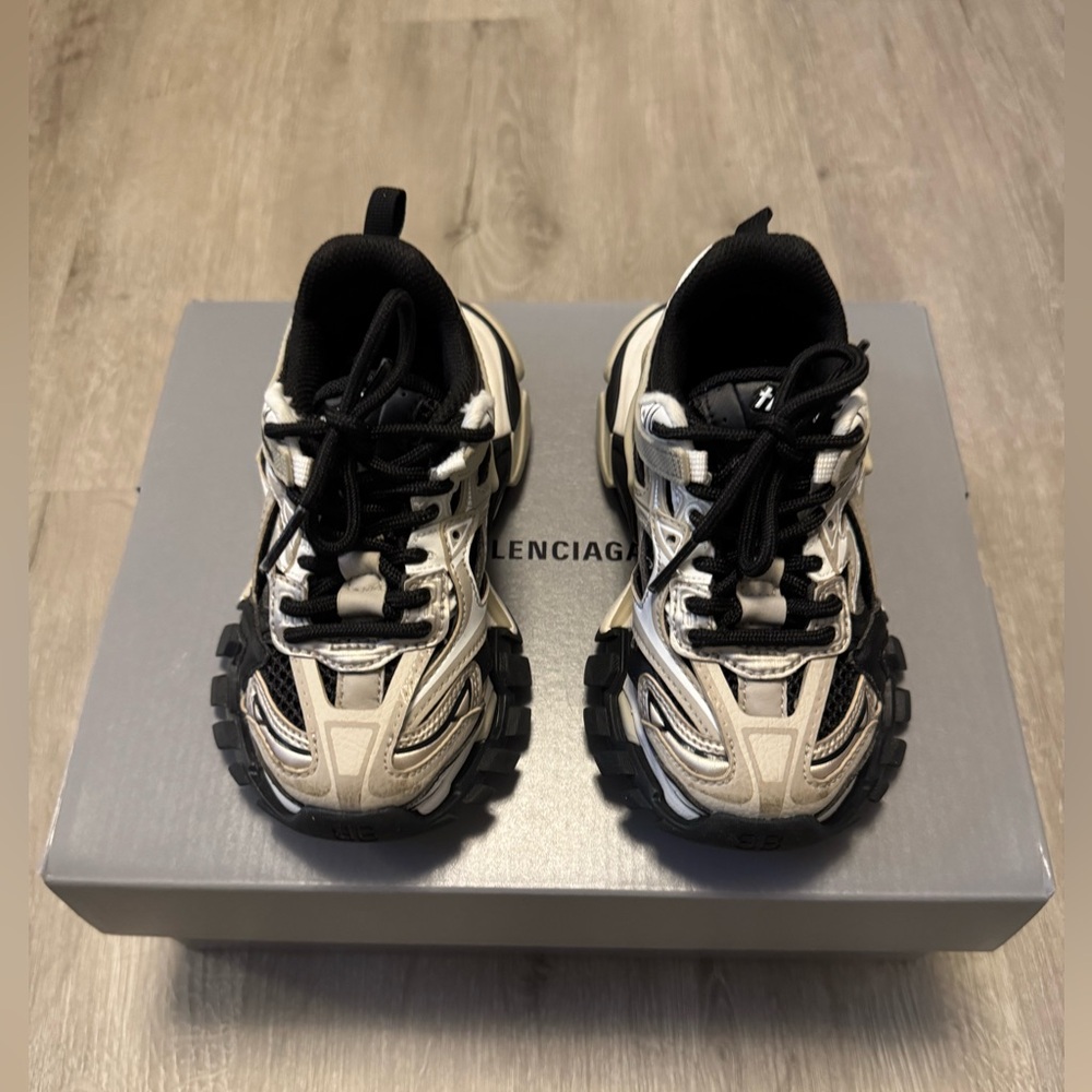 Balenciaga Kids Track 2.0 Sneaker